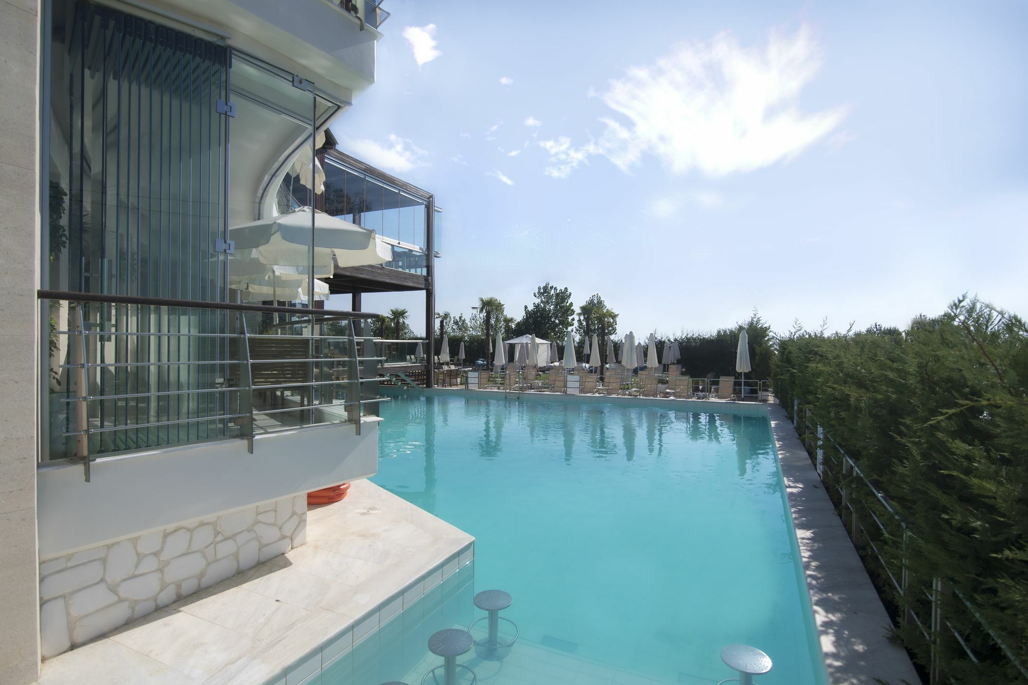 Cosmopolitan Hotel & Spa Paralia Katerinis Exterior photo